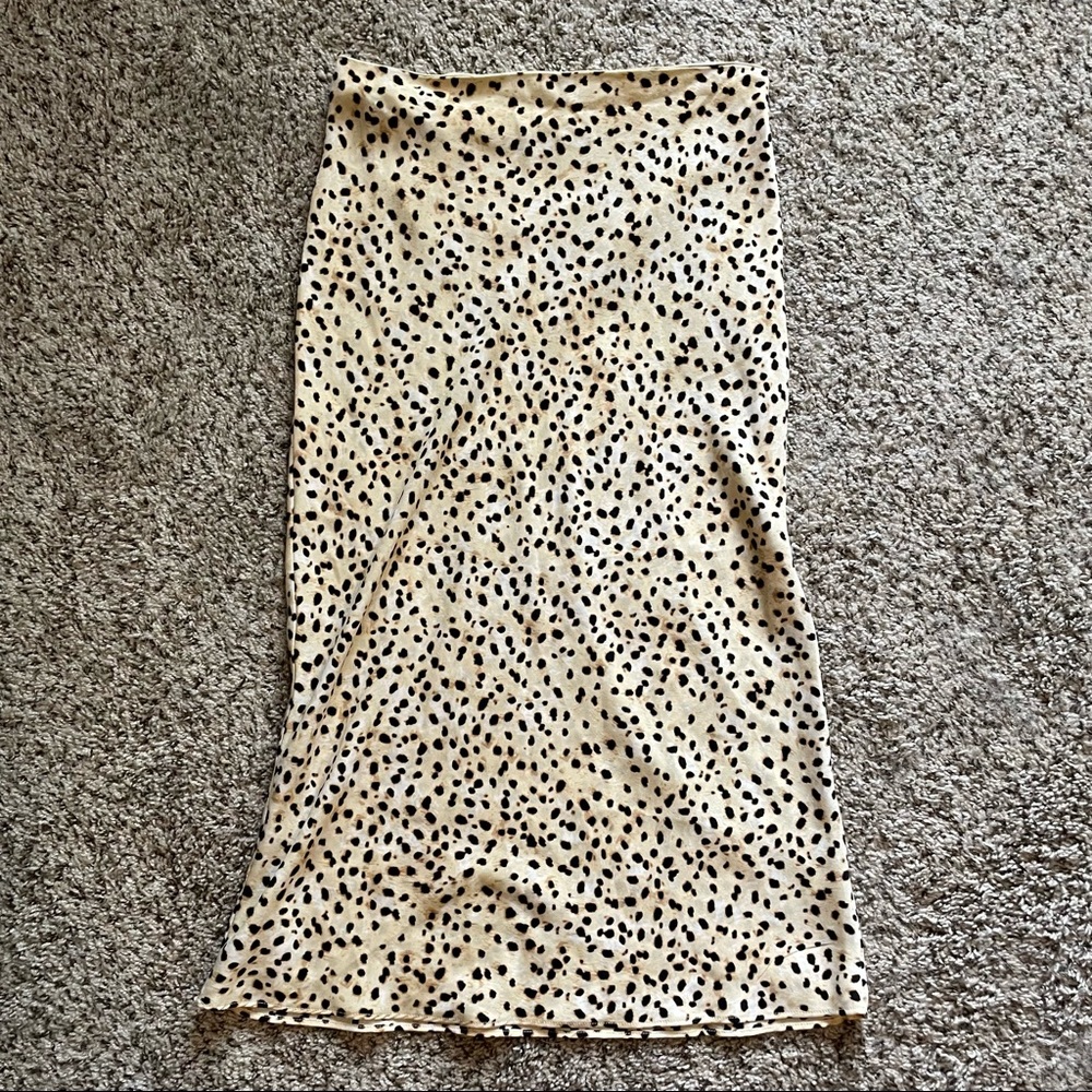 Midi silky skirt